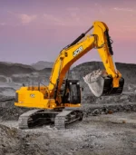 Sở hữu bộ dải xích dài (Long Crawler) và kết cấu hạng nặng (Heavy Duty), máy xúc đào bánh xích JCB 215LC HD mang lại độ cân bằng xuất sắc. Thiết kế này giúp xe đứng vững trên các địa hình đồi núi dốc hoặc nền đất bùn lầy yếu.