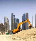 Nhờ hệ thống bơm kép lưu lượng cao, máy xúc đào bánh xích JCB 215NXT LC sinh ra lực đào tối đa cực kỳ uy lực. Cỗ máy dễ dàng xé toạc nền đất sét bám dính và các vỉa sỏi đá cứng, rút ngắn thời gian hoàn thành chu kỳ đào.