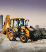 Được trang bị khối động cơ JCB Dieselmax bền bỉ, máy xúc đào liên hợp JCB 3CX duy trì lực kéo cực khỏe. Các chế độ Eco kết hợp hệ thống TorqueLock giúp xe cắt giảm đến 25% lượng nhiên liệu khi chạy trên đường bộ.