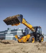 Hệ thống cần vươn telescopic 4 đốt giúp xe nâng xúc đa năng JCB 540-170 dễ dàng đưa hàng hóa, vật tư đâm xuyên qua các giàn giáo để tiếp cận sâu vào không gian các sàn thi công trên cao.